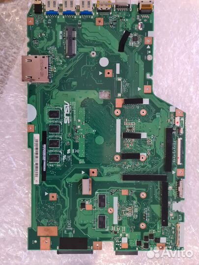 Материнская плата