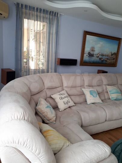 3-к. квартира, 120 м², 2/6 эт.