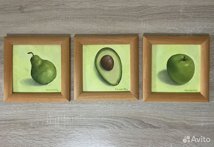 Три картины 15х15 авокадо яблоко груша