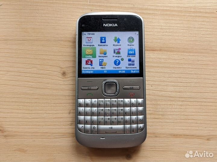Nokia E5, 512 МБ