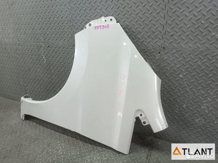 Крыло переднее левое mitsubishi EK custom