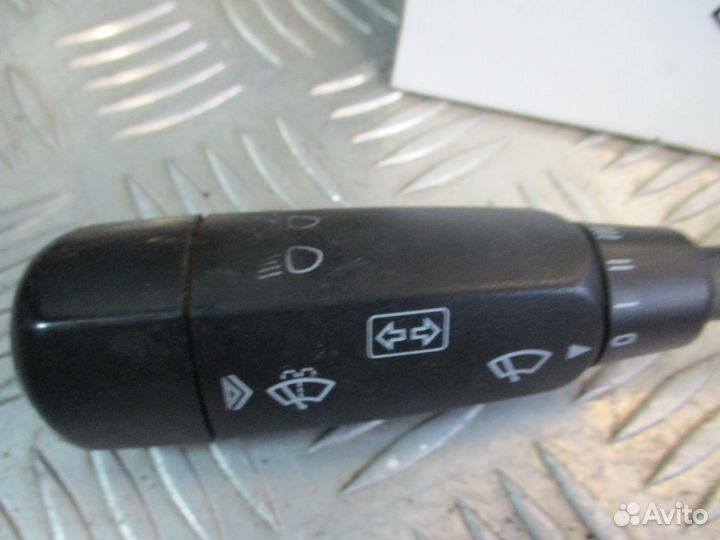 Переключатель подрулевой Mercedes Benz W210 3.2л