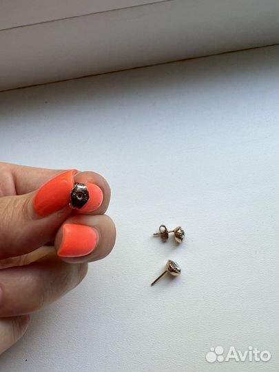 Серьги пусеты pandora