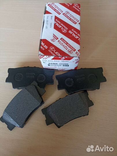 Тормозные колодки toyota 0446633200 Задние