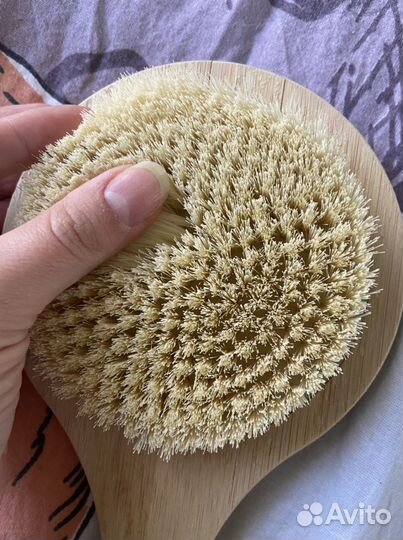 Щетка для сухого массажа / массажная щетка