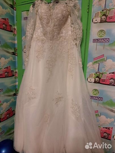 Свадебное платье р. 46-48