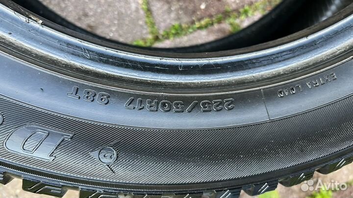 Dunlop SP Winter Ice 01 225/50 R17 98T