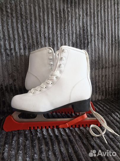 Коньки фигурные 38 размер