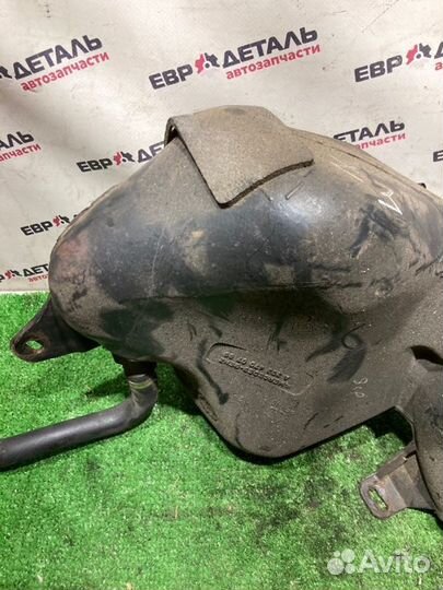 Горловина топливного бака Mercedes Benz W202 седан