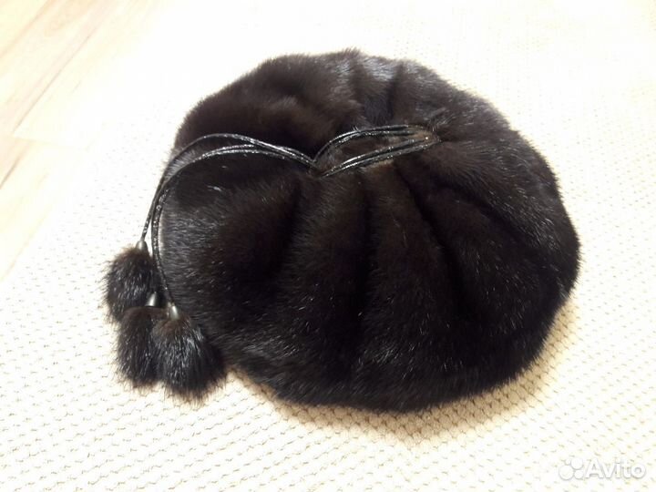 Меховой берет