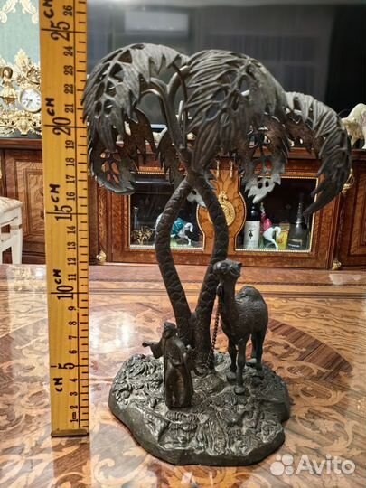 Статуэтка бидуин бронза