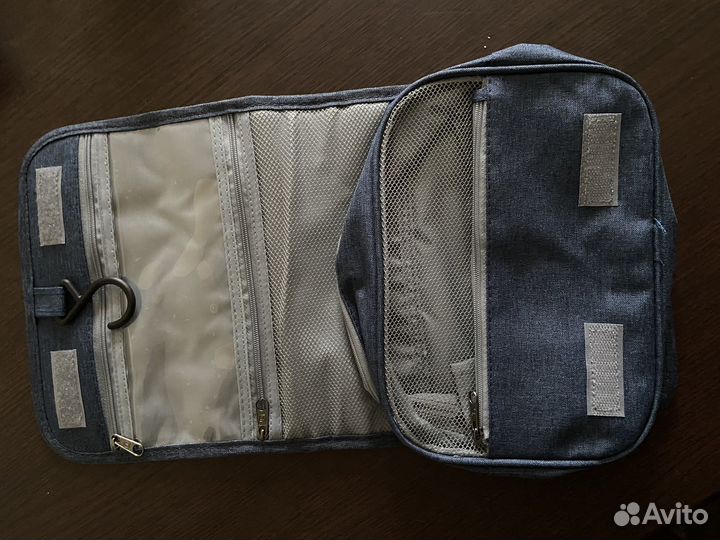 Косметичка дорожная новая