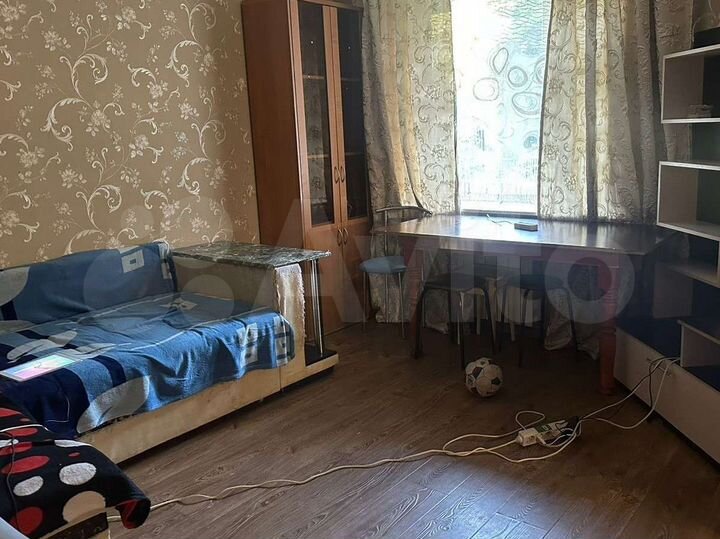 2-к. квартира, 74 м², 1/12 эт.