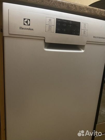 Посудомоечная машина Electrolux 45