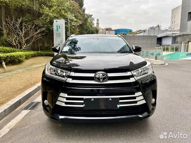 Toyota Highlander 2.0 AT, 2021, 31 000 км