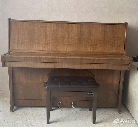 Пианино Petrof