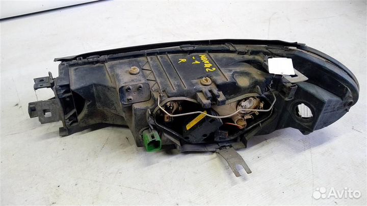 Фара правая Ford Mondeo 2 96-00г