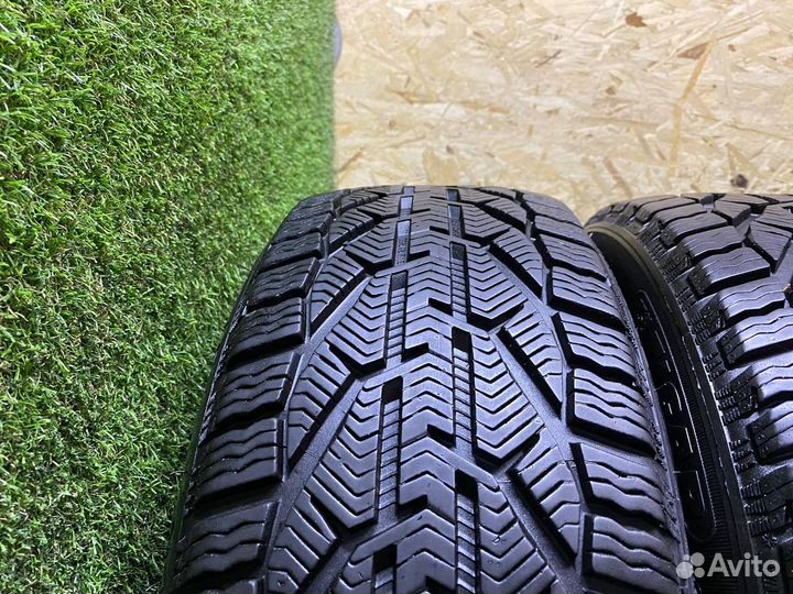 Tigar Winter 225/45 R18 95V