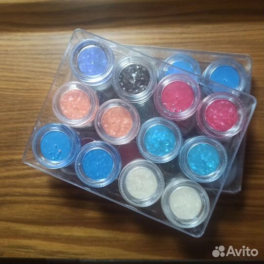 Ракушки для дизайна ногтей