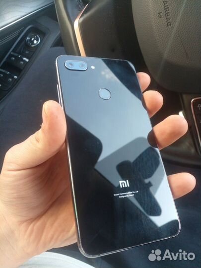 Xiaomi Mi 8 Lite, 4/64 ГБ