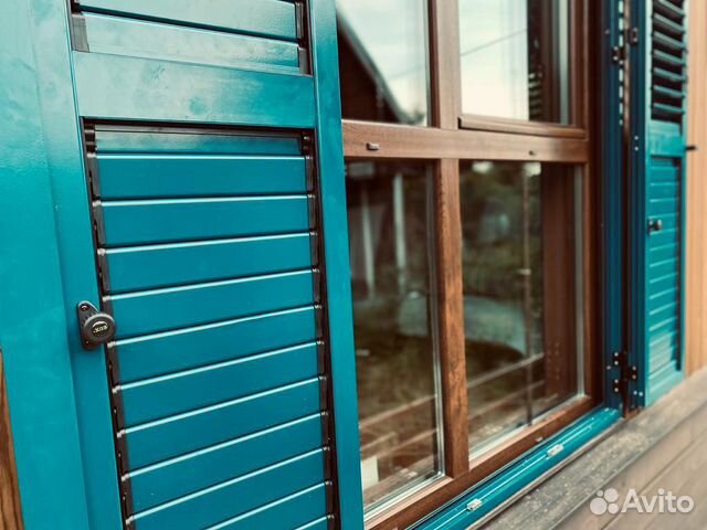 Защитные ставни-жалюзи алюминиевые