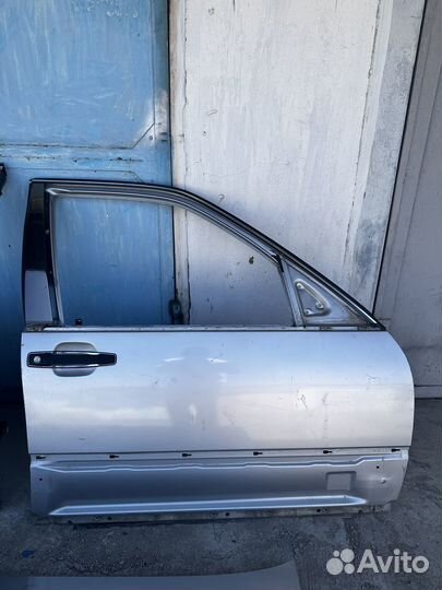 Дверь передняя правая разбор Mercedes-Benz W140