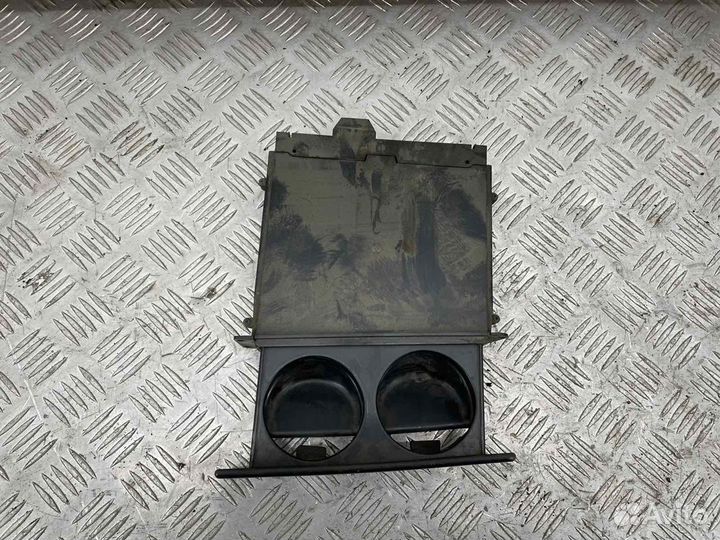 Подстаканник штатный LDV Maxus 2000+