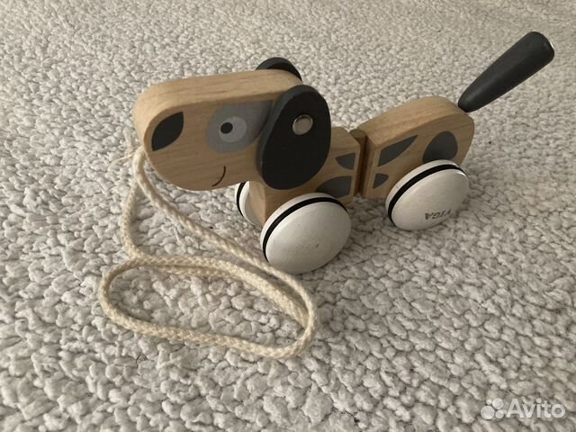 Детская каталка деревянная