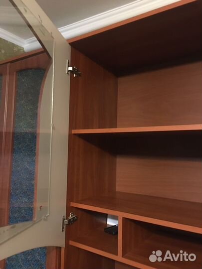 Стенка в гостиную