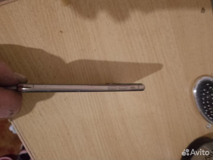 iPhone Xs, 64 ГБ
