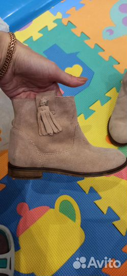Ботинки на девочку