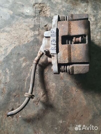 Суппорт передний правый на ваз 2109-2115