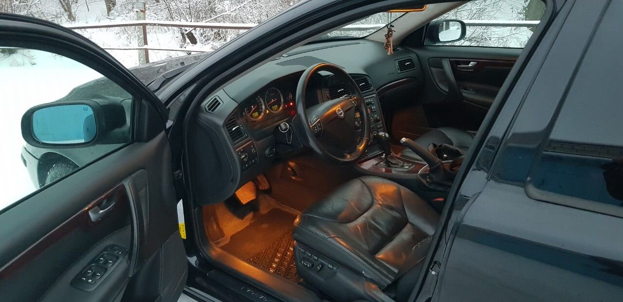 Volvo S60: фото владельца