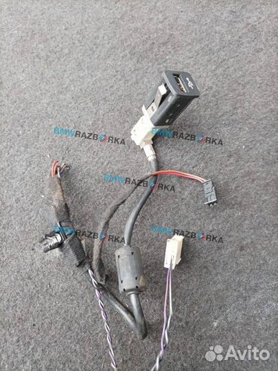 Разъем AUX / USB BMW 5 F07/F10/F11 2011 9167196