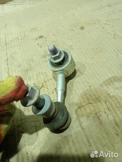 Стойка заднего стабилизатора Lexus Es 7 седан