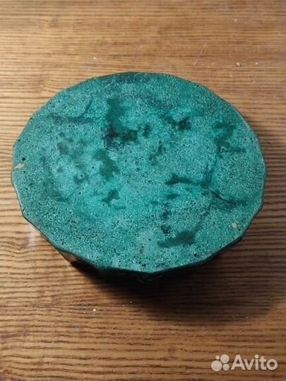 Пепельница малахитовая