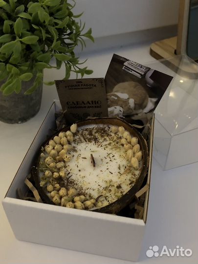 Ароматная кокосовая свеча