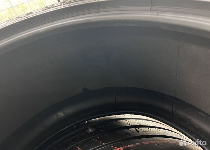 Michelin Pilot Sport Cup 2 315/30 R20