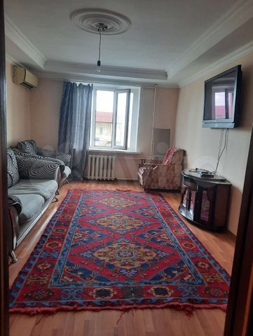 2-к. квартира, 58 м², 2/9 эт.