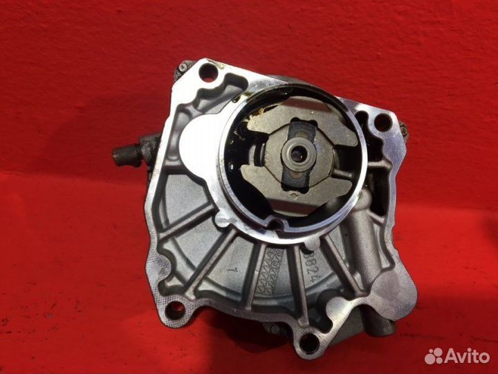 Вакуумный насос тормозов Opel Insignia A 2.0