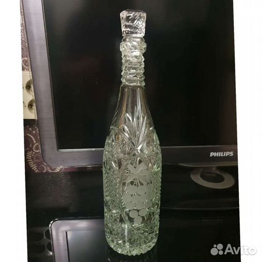 Хрустальная бутылка