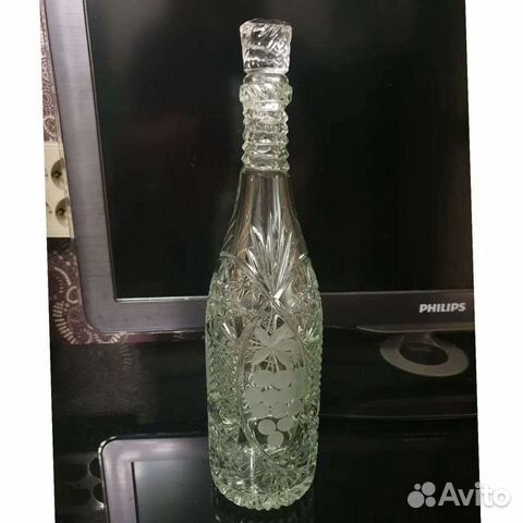Хрустальная бутылка