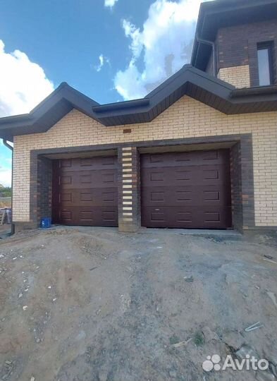 Гаражные ролетные ворота