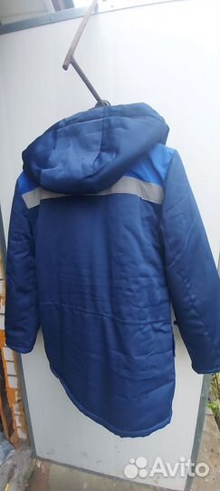 Куртка зимняя с меховым воротником