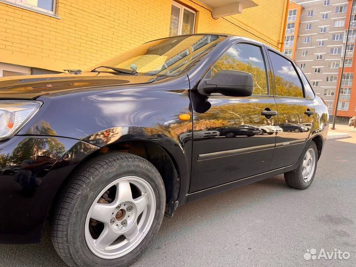 LADA Granta 1.6 МТ, 2012, 150 200 км