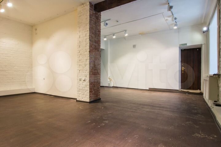 Офисное помещение в центре (отдельный вх), 46.8 м²