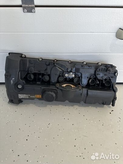 Клапанная крышка BMW N52 LCI пластиковая