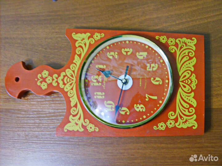 Часы кварцевые, настенные 