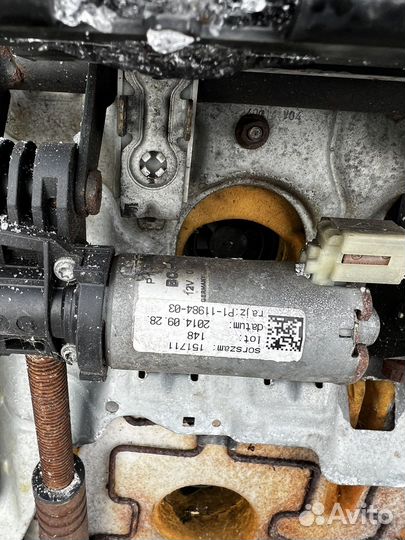 Моторчик передней сидений Mercedes w222