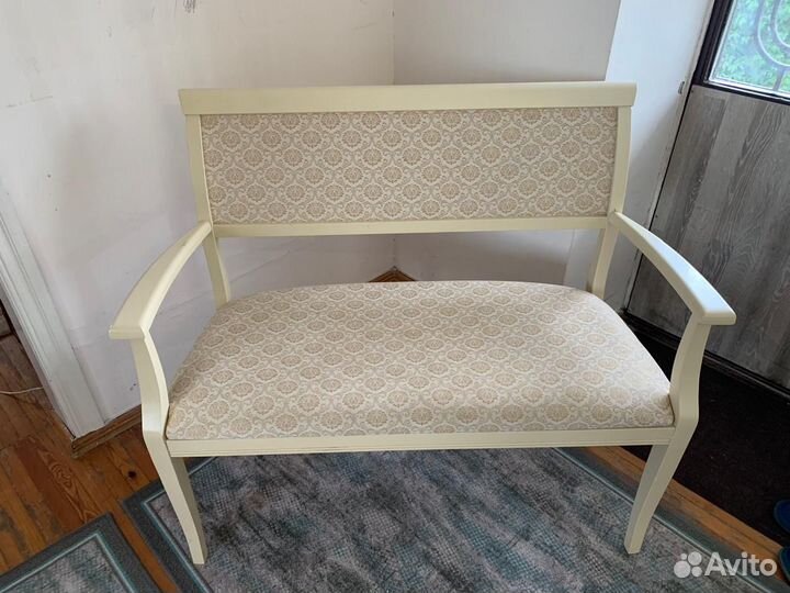 Диванчик софа